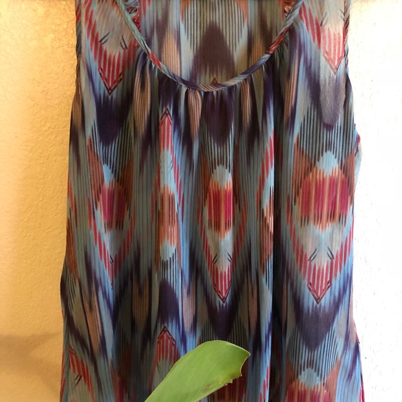 Used sheer quick silver top - Picture 2 of 3